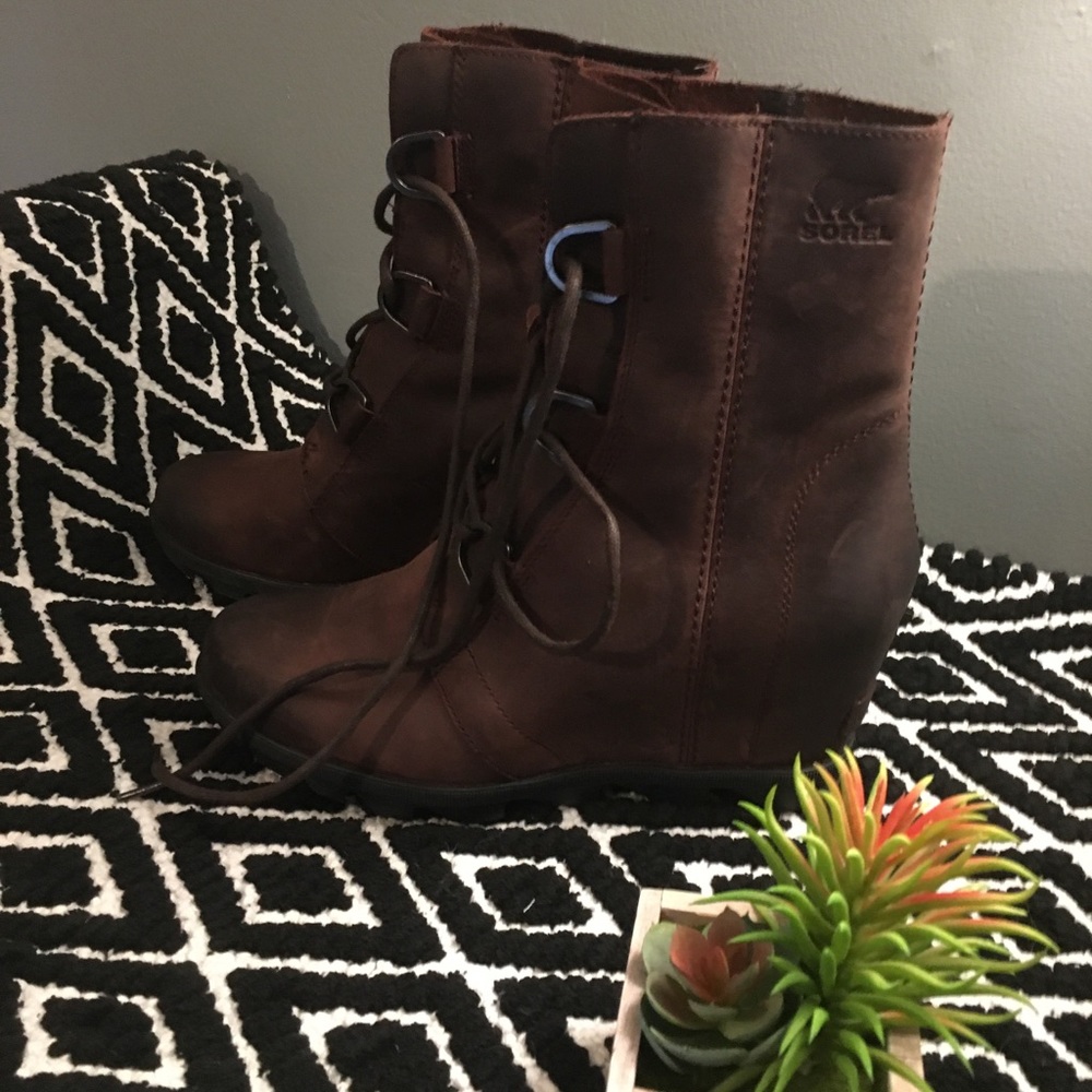 SOREL | Like New Joan of Arctic Wedge Boots❤️